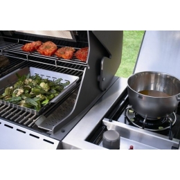Газовий гриль Weber Summit E-670 GBS чорний