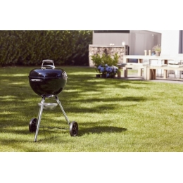 Угольный гриль Weber Original Kettle E-4710 черный