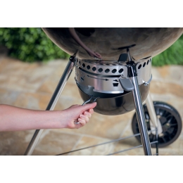Вугільний гриль Weber Master-Touch Premium E-5775